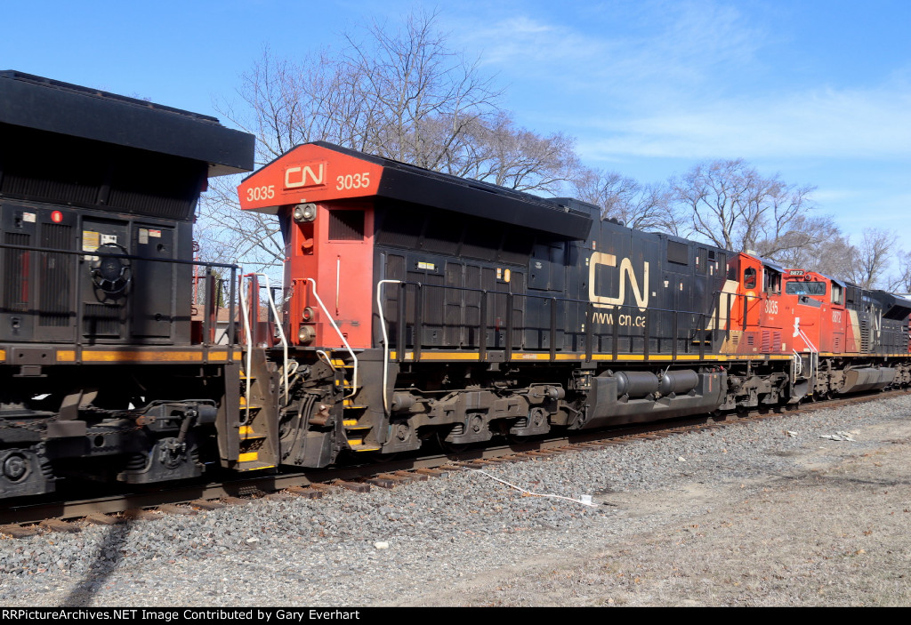 CN ET44AC #3035